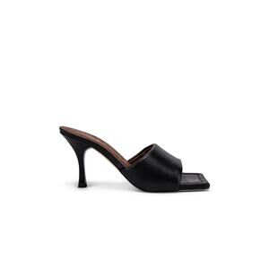 Alohas 'Puffy' Black Leather Mule Size 9